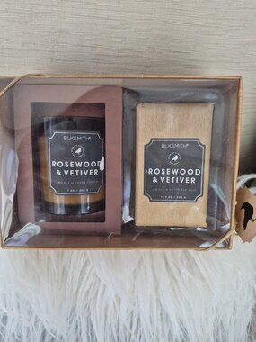BLKSMITH PREMIUM ROSEWOOD & VETIVER MENS GIFT SET SOY CANDLE & BAR SOAP